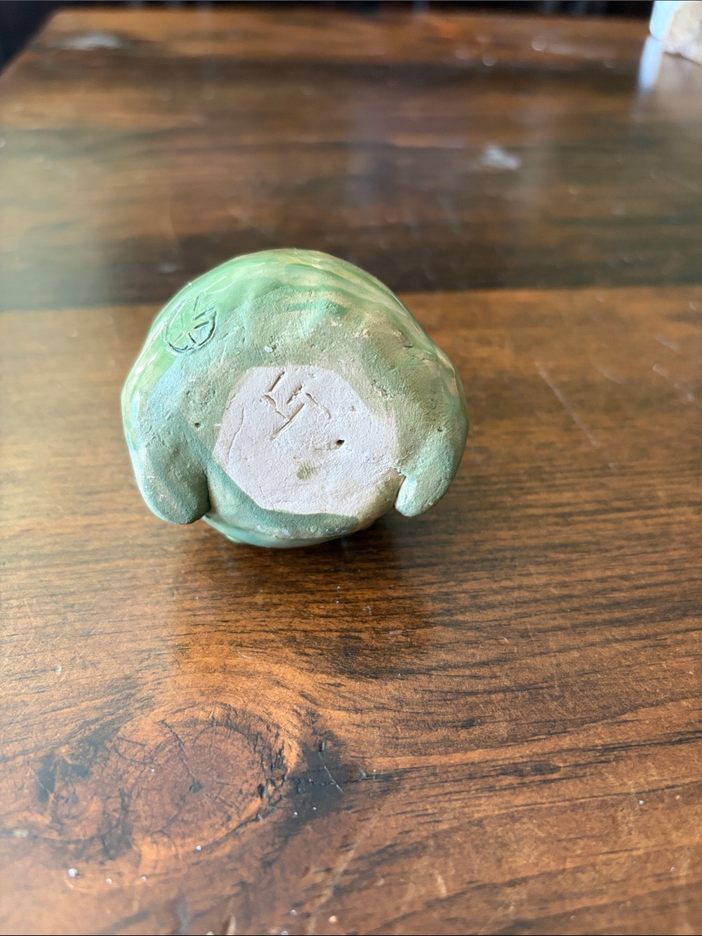 Handmade ceramic frog - Picture 3 of 3